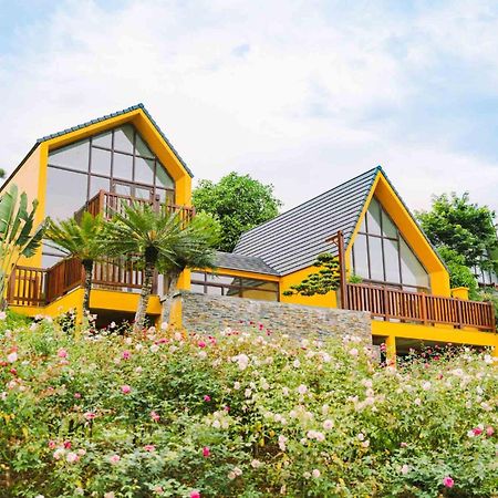 Legacy Hill Resort & Villas Hòa Bình Extérieur photo